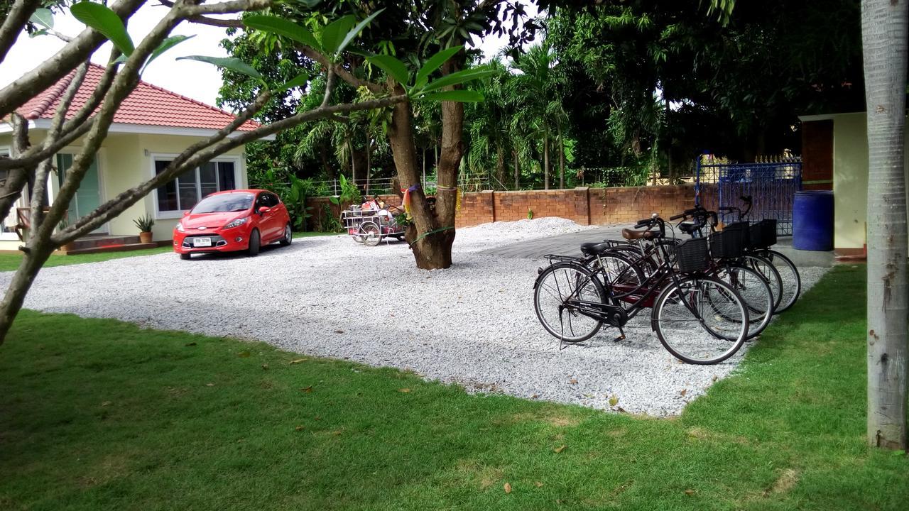 Pat'S Hideaway Bungalows Rayong Exterior photo